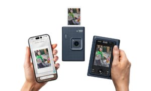 Fujifilm instax mini LiPlay+